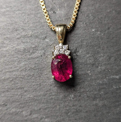 14ct Yellow Gold Necklace Pendant Rubellite and Diamond Stones Size 24mm x 8mm