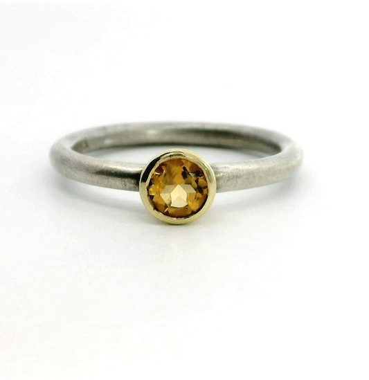 Vintage Silver Gold Ring Citrine Gemstones 18ct Yellow Gold Setting Size O 2.9g