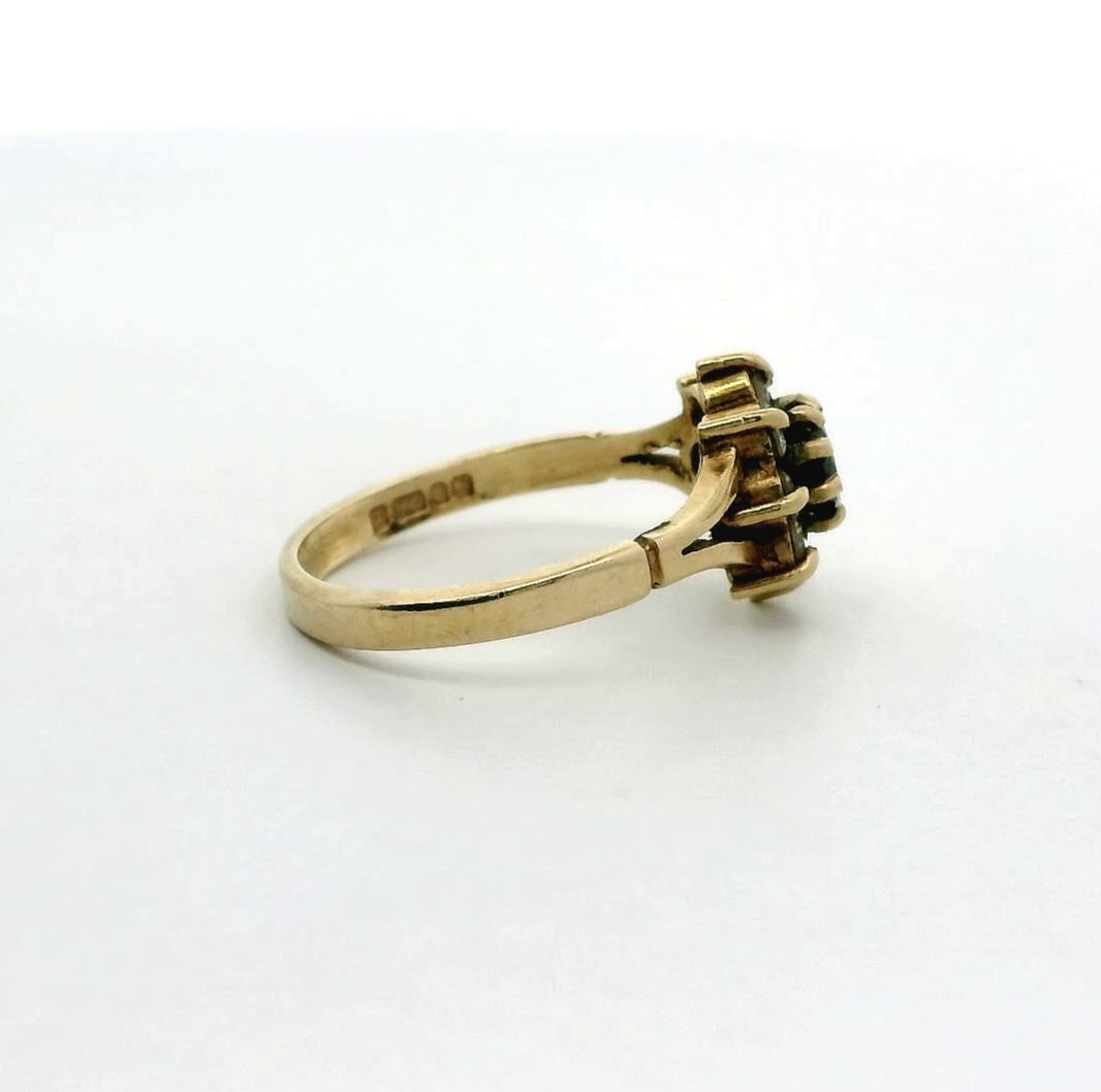 9ct Gold Ring Sapphire Stones Size M 1/2 UK Hallmarked 2.7g Split Shank Band