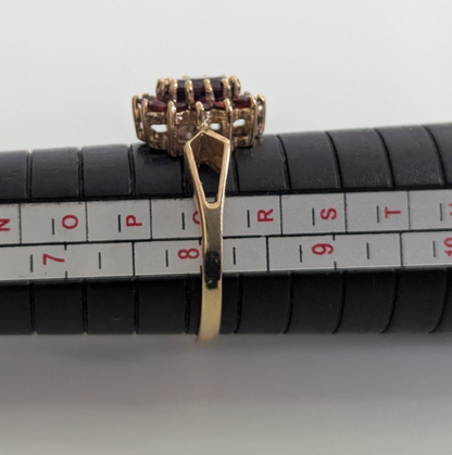 9ct Gold Ring Garnet 13x Red Hallmark Size Q 2.4g