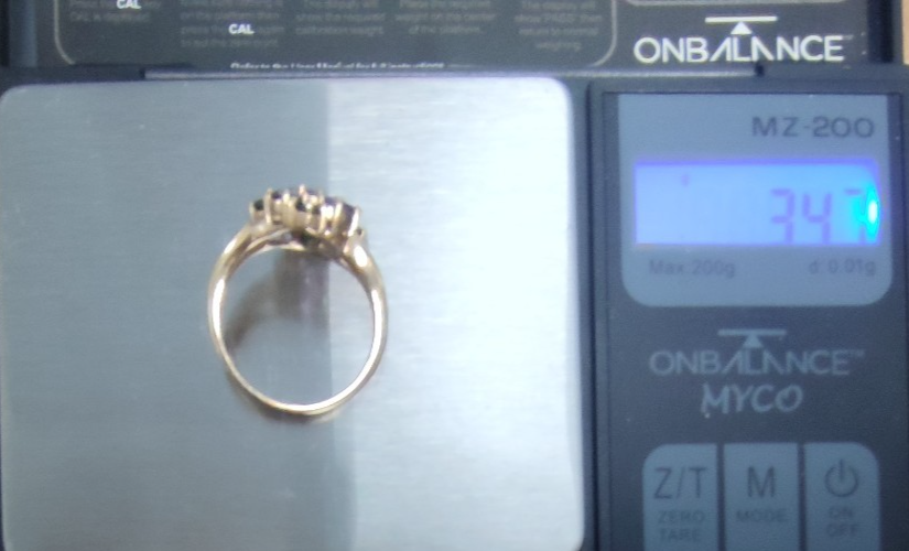 9ct Gold Ring Amethyst & Sapphire Hallmark Size R 3.4g