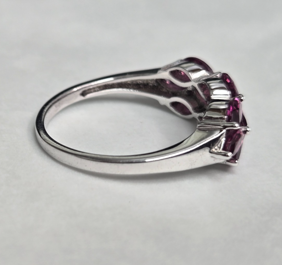 Silver Garnet Ring Red Gemstone Prong Setting Style UK Size S