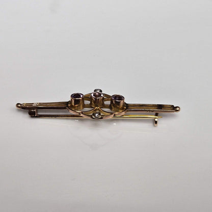 9ct Yellow Gold Victorian Brooch Amethyst and Pearl Stones Hallmarked