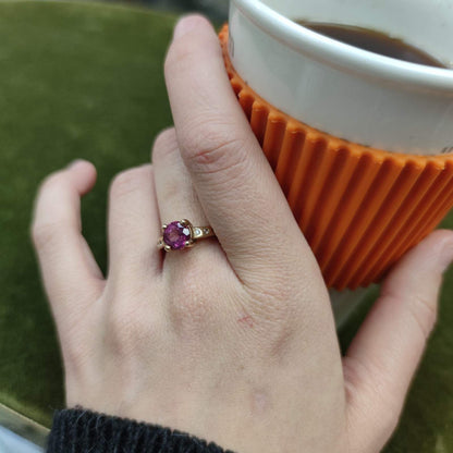 9ct Gold Solitaire Ring Garnet Diamond Stones Size O UK Hallmarked 3.6g