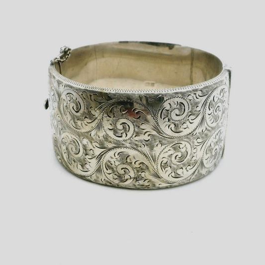 Vintage 1866 Solid Silver Buckle Style Hinged Bangle Hallmarked Birmingham