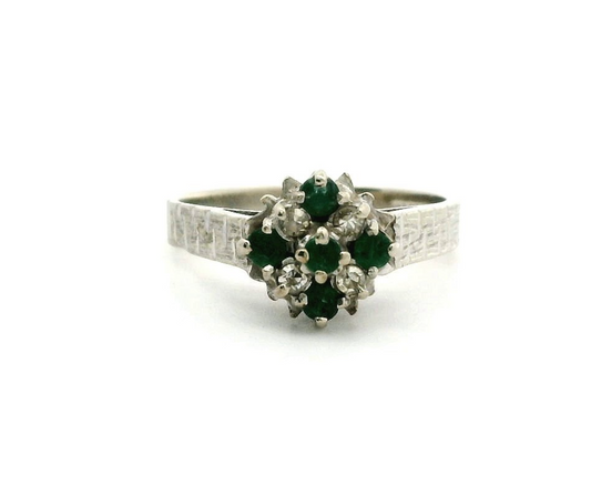 9ct White Gold Ring Emerald Diamond Hallmarked Size J 1/2 2.7g