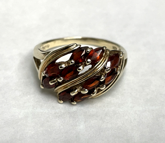 9ct Gold Garnet Cluster Ring 10k Gold Stamped Size N Half January Birthstone