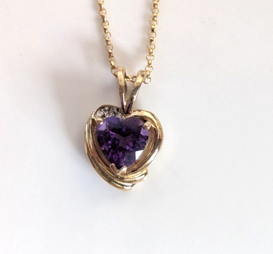 9ct Gold Heart Shaped Pendant Charm Amethyst Gemstone February Birthstone 1.6g