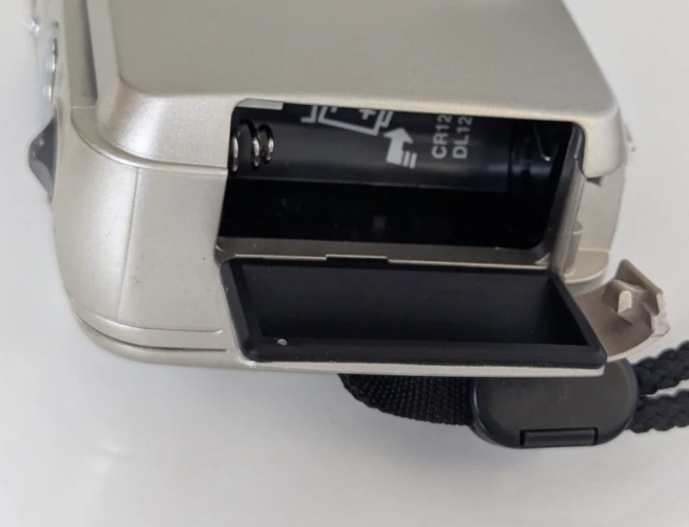 Olympus Zoom 115 35mm Compact Film Camera With Case Autofocus Flash Working