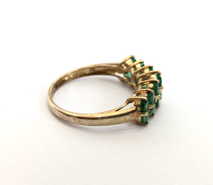 9ct Gold Ring Emerald Green 14x Hallmarked Size Q 2.5g