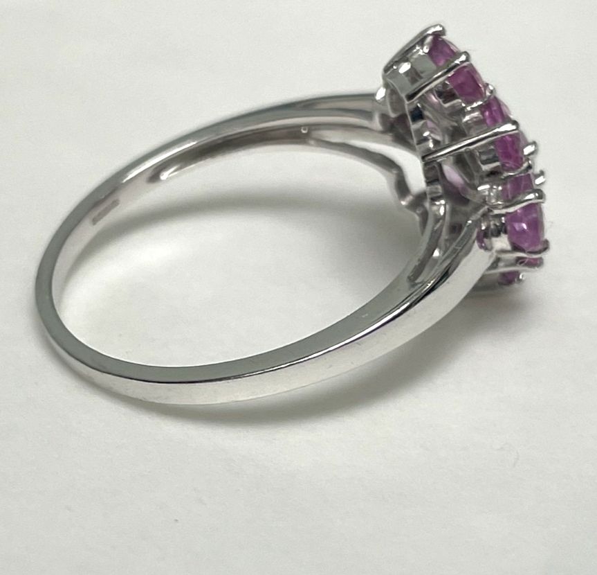 9ct Gold Ring Sapphire Stones Ring Size S 375 UK Hallmarked 2.8g Prong Setting