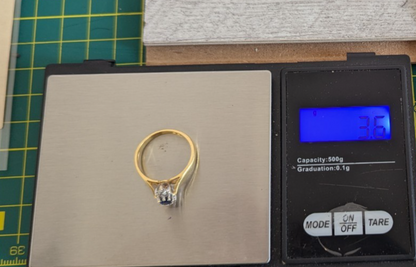 18ct Gold Sapphire Diamond Ring Size N Hallmarked 750 September 3.8g