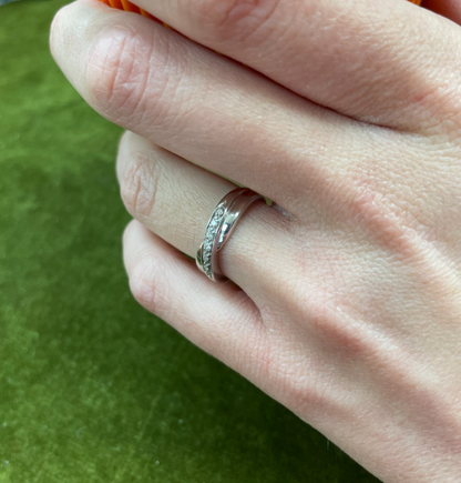 9ct White Gold Ring Diamond Hallmark Size J 1/2