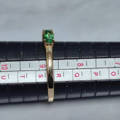 9ct Gold Green Diopside Ring Size R Five-Stone Prong Setting 2.1g