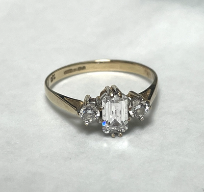 9ct Gold Ring Cubic Zirconia Fine Solid Band Hallmark Size O