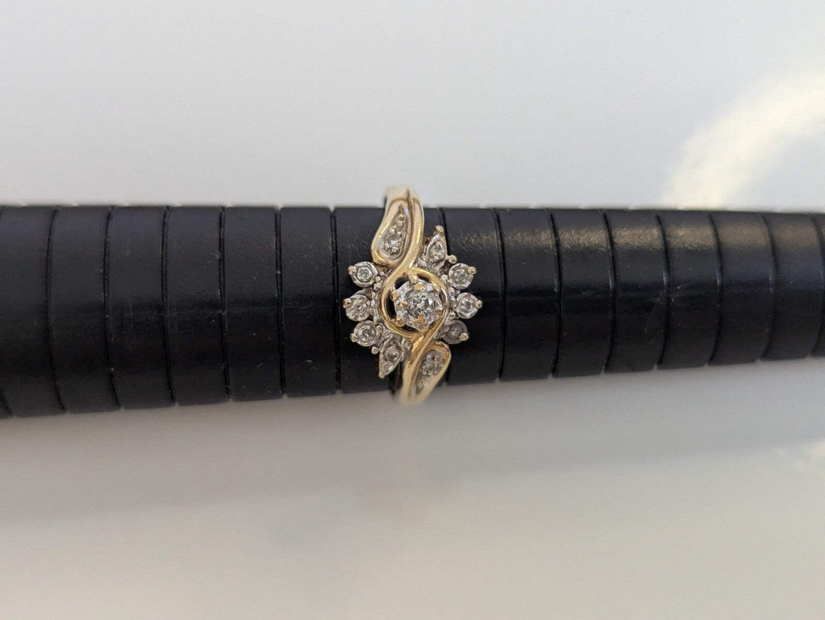 9ct Gold Ring Diamond Stones Size O 1/2 Prong Setting 9ct Stamped 2.7g