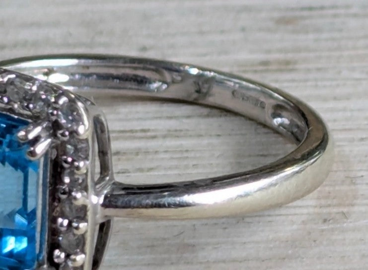 9ct White Gold Ring Topaz Diamond Size O Hallmarked 375 Halo Cluster 3g