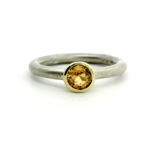 Silver Gold Ring Citrine Gemstone 18ct Yellow Gold Setting Size M 1/2 3.8g