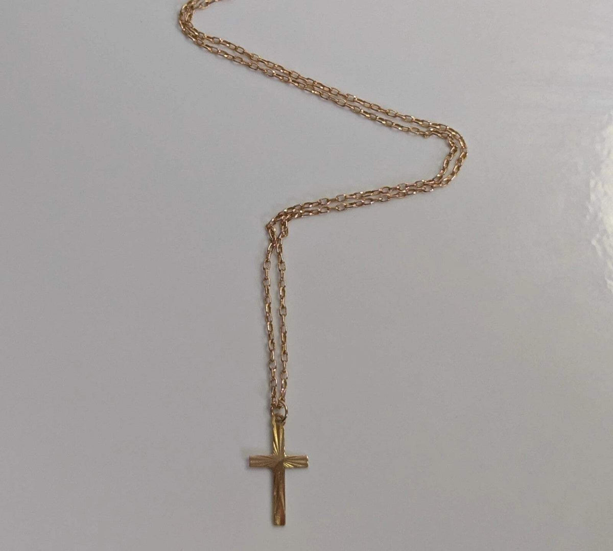 9ct Yellow Gold Cross Necklace Solid Gold Hallmarked 44cm Long Chain and Cross