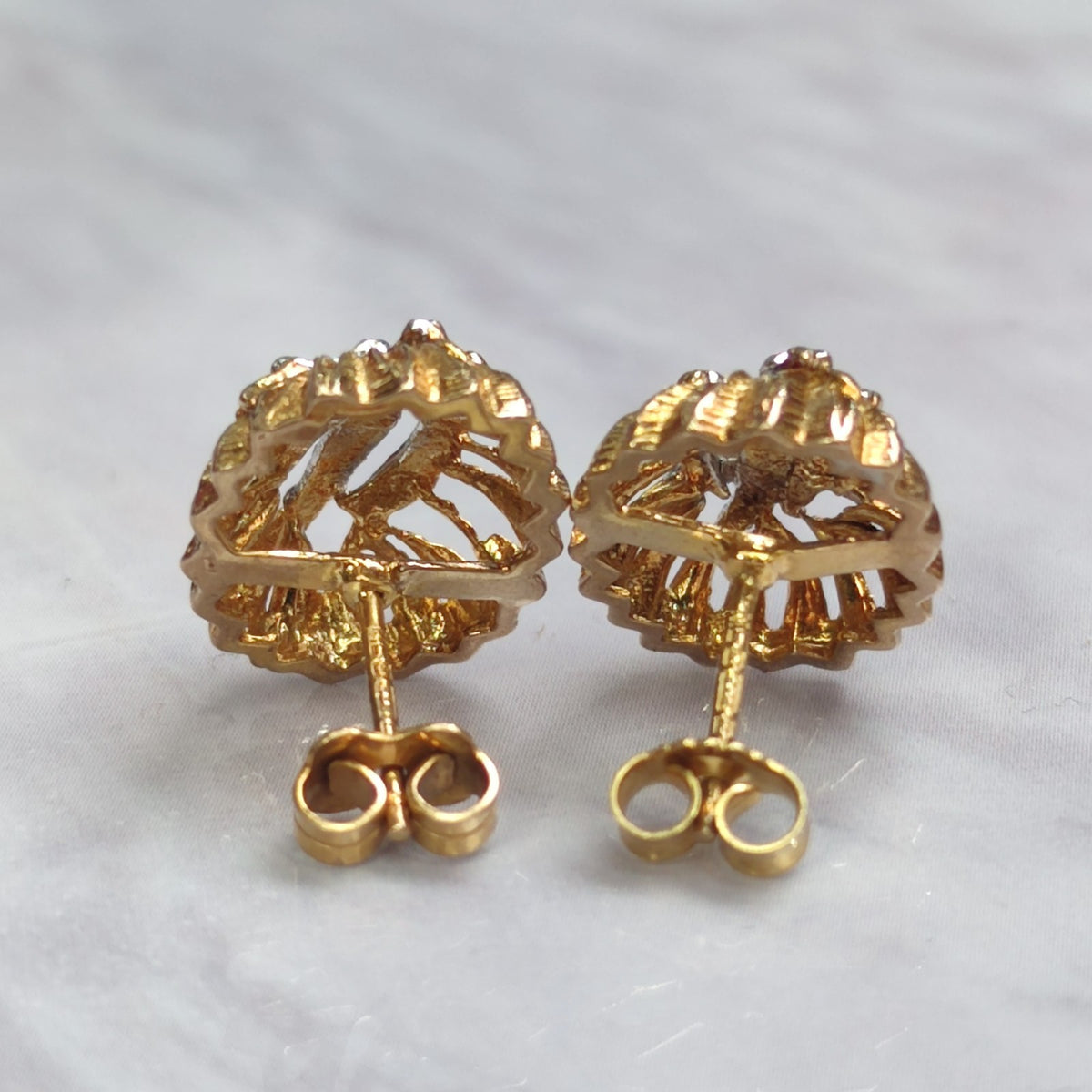 9ct Yellow White Gold Stud Earrings Two Tone Raised Textured Pattern Butterfly