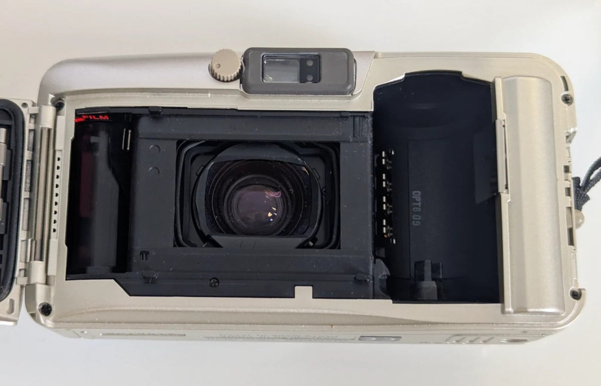 Olympus Zoom 115 35mm Compact Film Camera With Case Autofocus Flash Working
