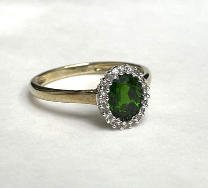 9ct Gold Ring Diopside and Diamonds Hallmarked Size S