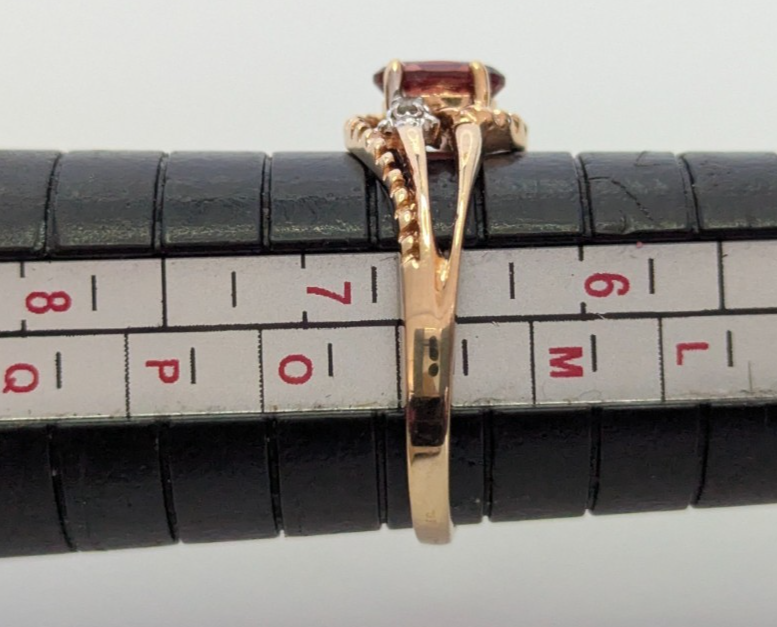 9ct Yellow Gold Red Garnet Diamond Trilogy Ring Birmingham Hallmarked Size M 1/2