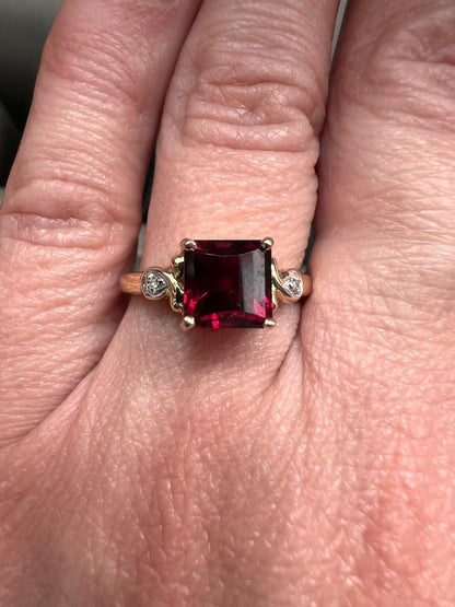 9ct Gold Garnet Diamond Ring Size N 1/2 Square Solitaire Hallmark 375 3g