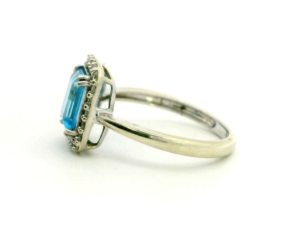 9ct White Gold Ring Topaz Diamond Size O Hallmarked 375 Halo Cluster 3g
