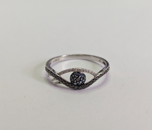 9ct White Gold Ring Sapphire Diamond Hallmarked Size R 1.6g