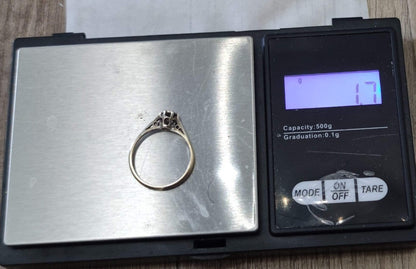 9ct Gold Ring Diamond Single White Gold Hallmark Size O