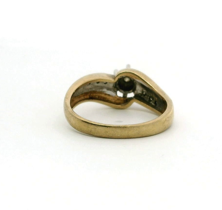 9ct Gold Ring Diamond 7x Size M Hallmarked 3.1g