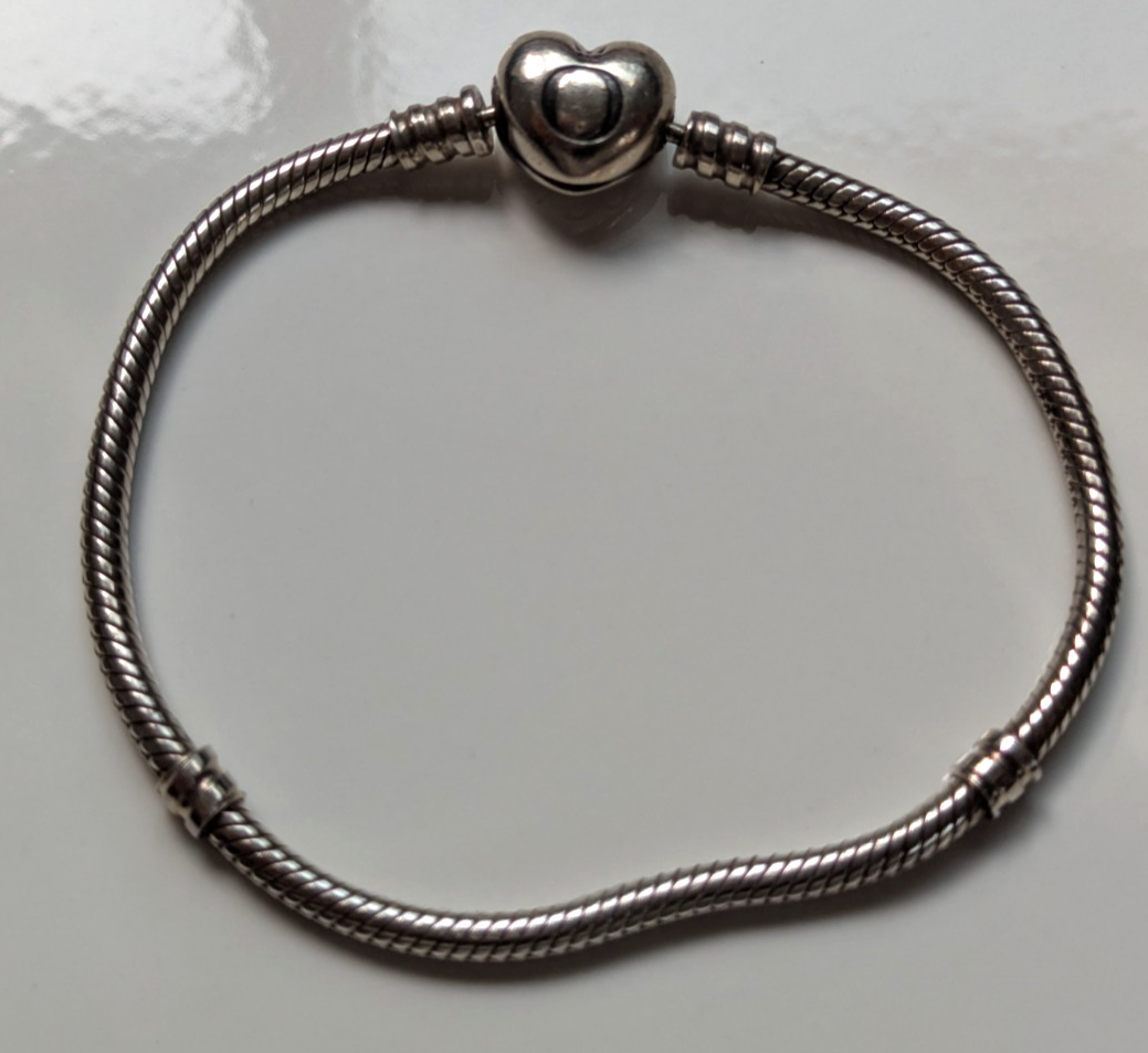 Pandora Moments Snake Chain Bracelet Heart Shaped Clasp 18.5cm Long