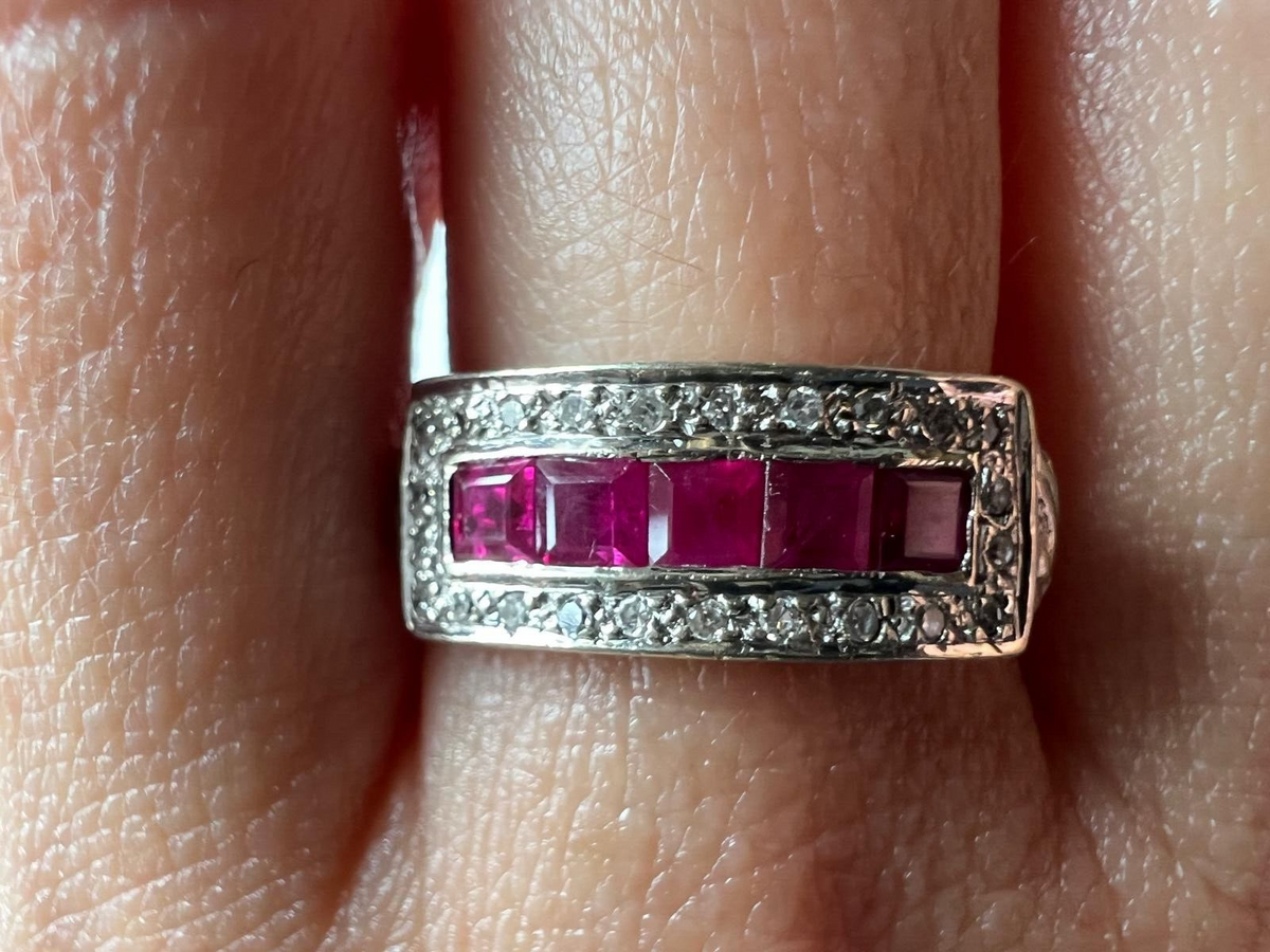9ct Gold Ring Ruby Diamond Stones Size O 1/2 Hallmarked July Birthstone 3.4g