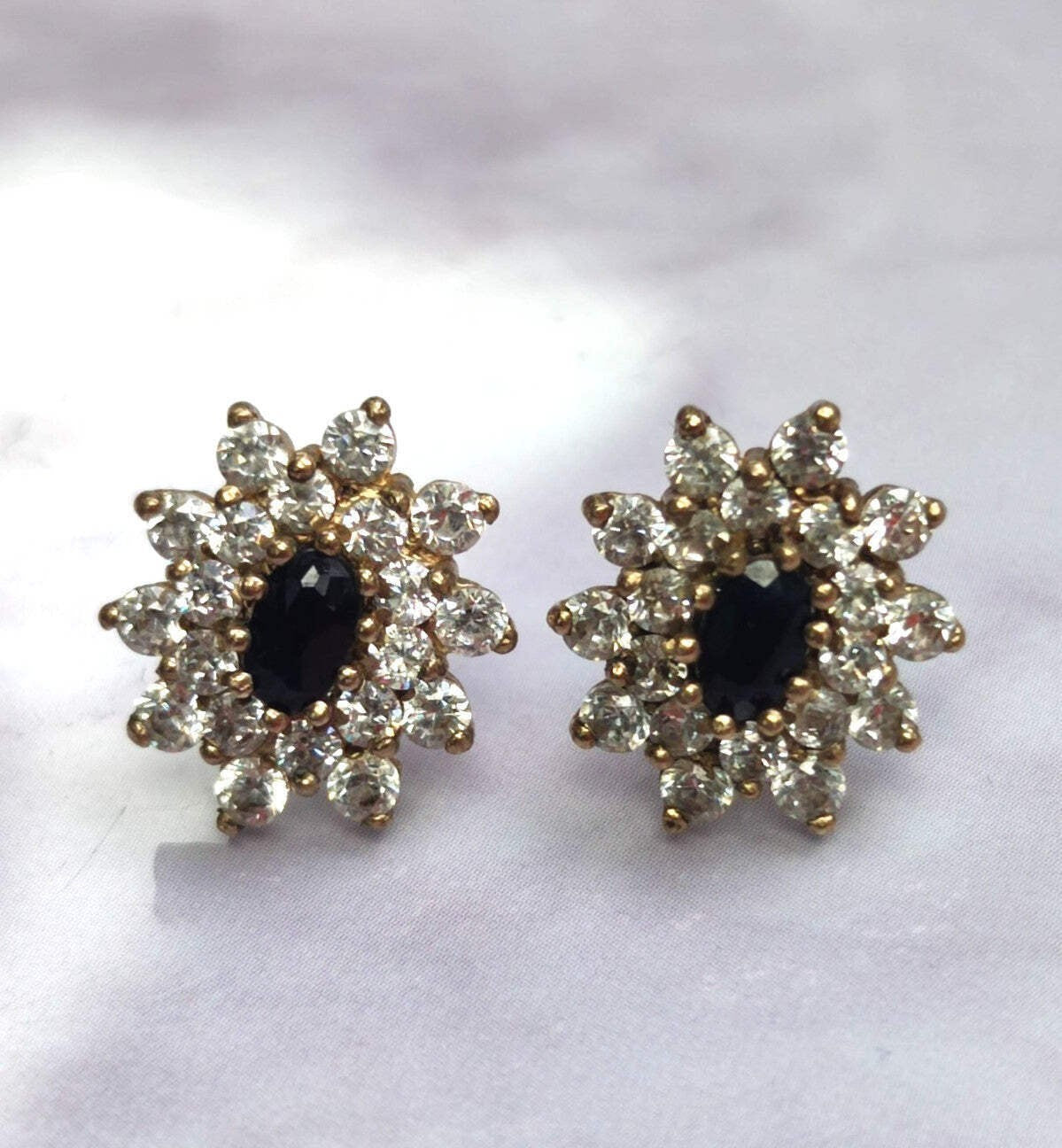 9ct Yellow Gold Stud Earrings Sapphire Stones Full Hallmarked Size 12mm x 13mm