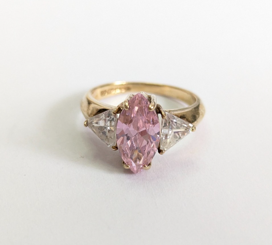 9ct Gold Ring Cubic Zirconia Hallmarked Size K 1/2