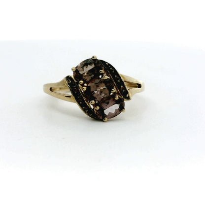 9ct Gold Ring Quartz and Diamond Stones Size S 2012 Hallmarked 2.7g