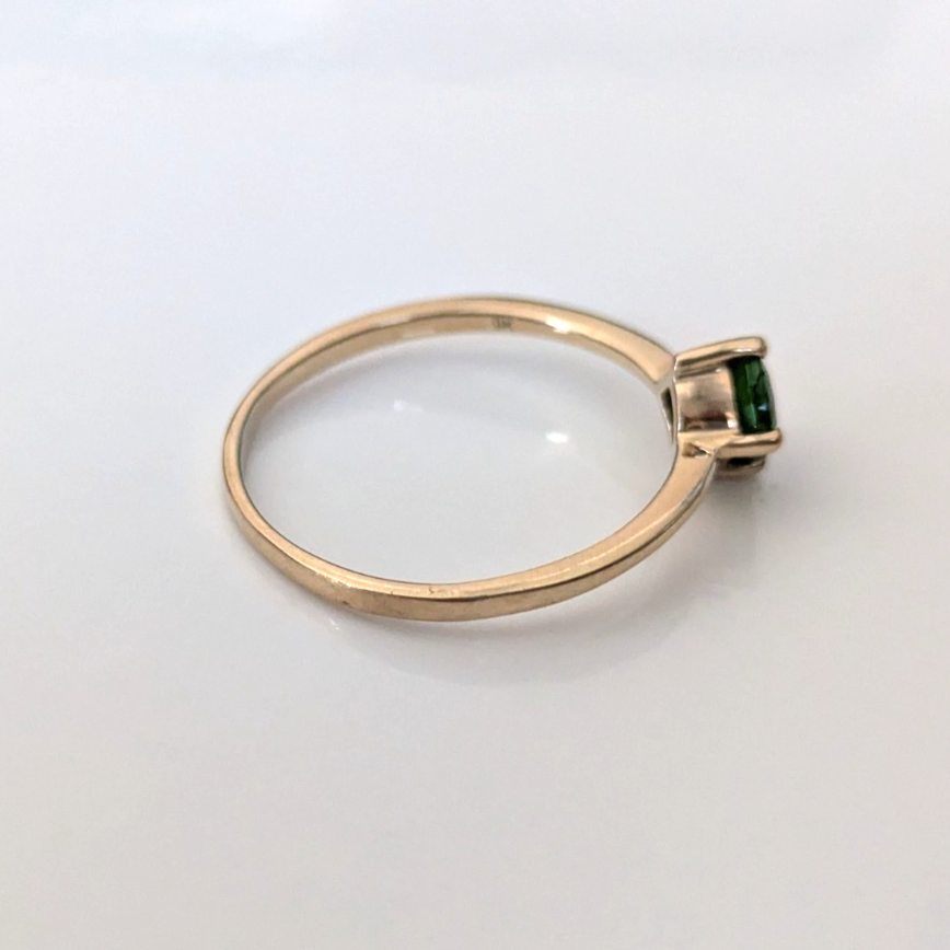 9ct Gold Green Diopside Ring Size R 1/2 Hallmarked 375 Square Solitaire