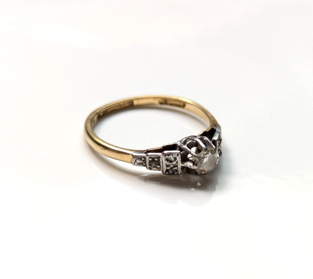 18ct Gold Ring Diamond Platinum Hallmark Size L 1.9g