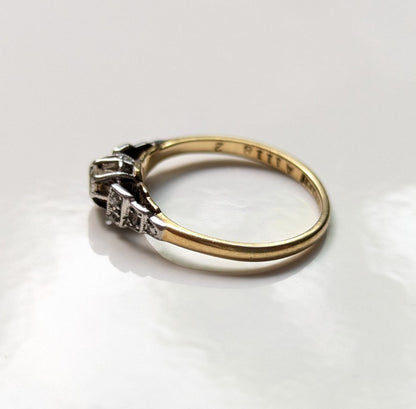 18ct Gold Ring Diamond Platinum Hallmark Size L 1.9g
